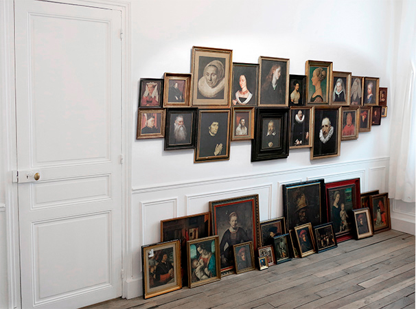 LA-CHAMBRE-DES-IDOLES-1